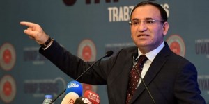 Adalet Bakanı Bekir Bozdağ, Trabzon’da E-Adalet Sempozyumuna katıldı