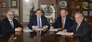 Üniversite öğrencileri iş dünyasına hazırlanacak